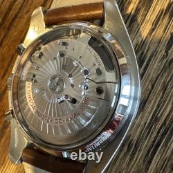 Montre Omega Speedmaster Racing en acier inoxydable 44mm