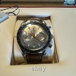 Montre Omega Speedmaster Racing en acier inoxydable 44mm
