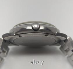 Montre automatique vintage Omega Dynamic cadran de course mouvement en acier inoxydable suisse