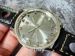 RADO STARLINER 999 AUTOMATIQUE EN ACIER INOXYDABLE VINTAGE Cadran Gris Bracelet de Course